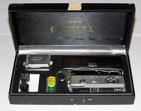 Yashica Atoron Ultra