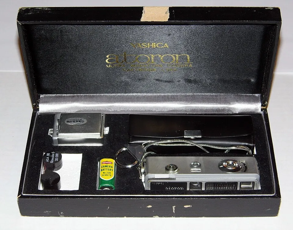 Yashica Atoron Ultra