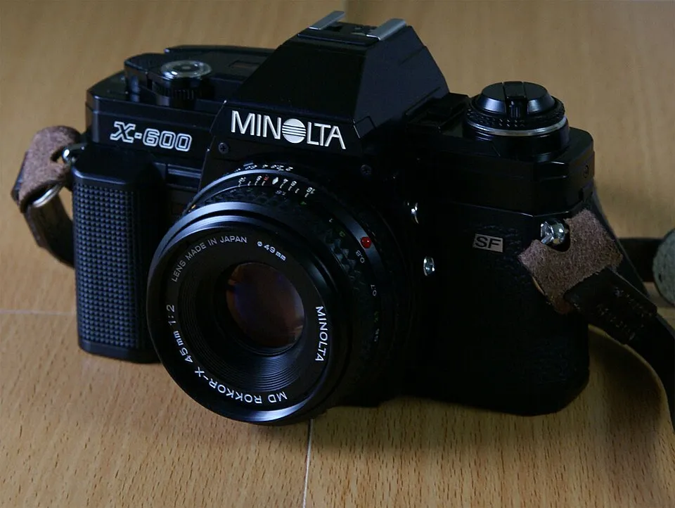 Minolta X-600