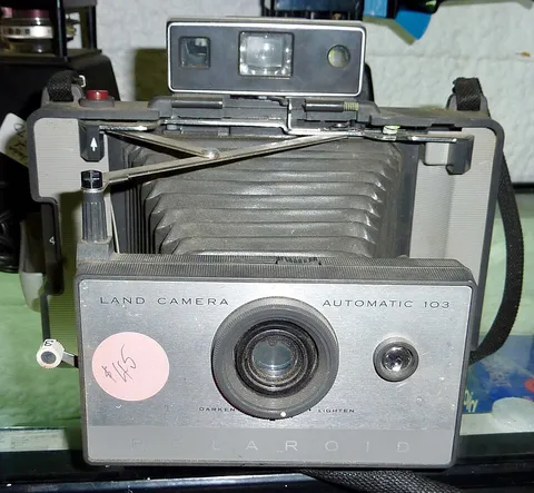 Polaroid Automatic 103