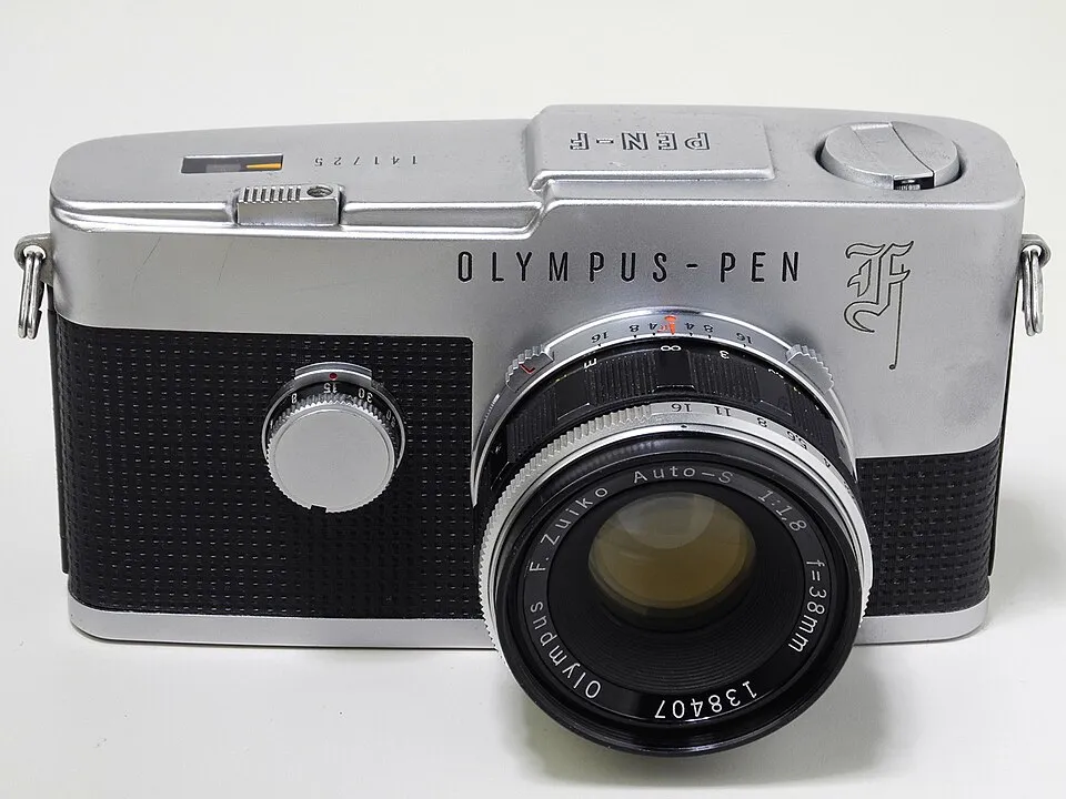 Olympus Pen F