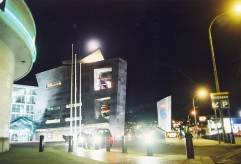 Te Papa Full Moon