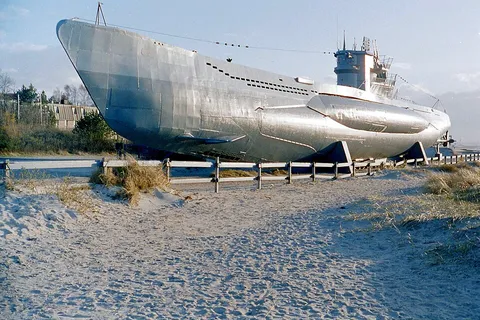 D Laboe U995 seaside view 1998