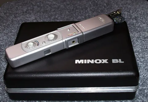 Minox BL