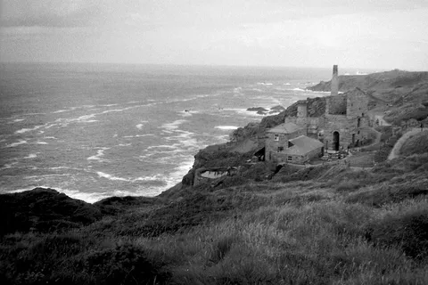 Levant Mine (30506815552)