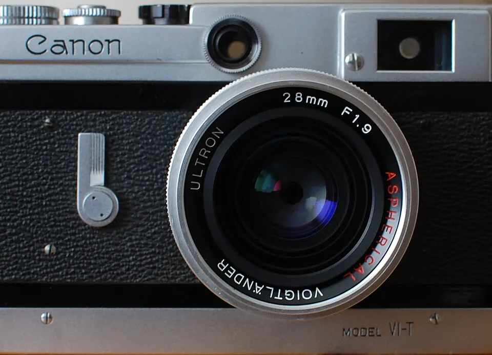 Canon VI