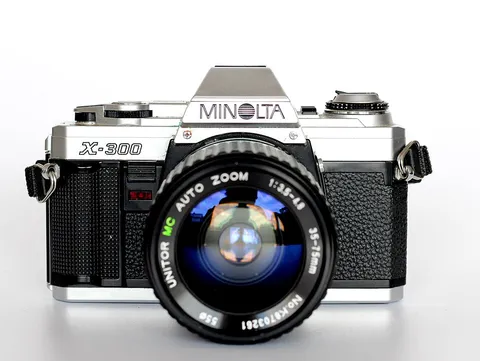 Minolta X-300