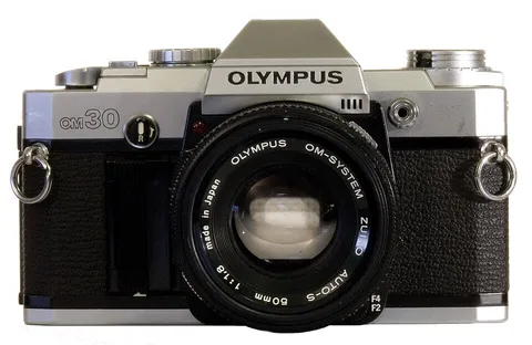 Olympus OM-30