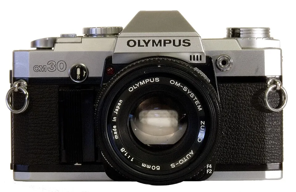Olympus OM-30
