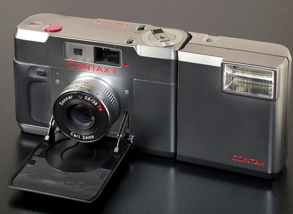 Contax T