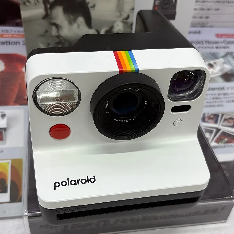 Polaroid Now