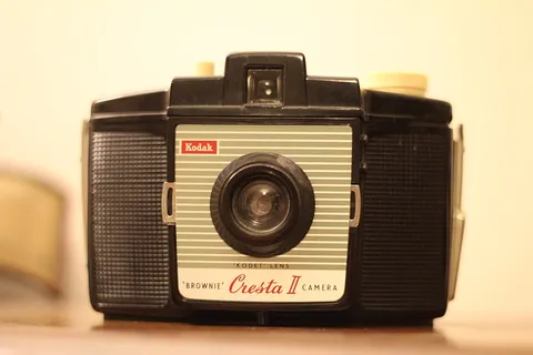 Kodak Brownie Cresta
