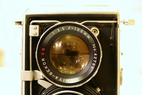 Mamiya C33