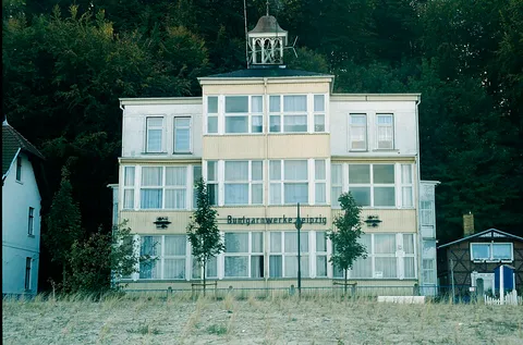 Villa Agnes, Binz 1993, shot on Minolta X-700