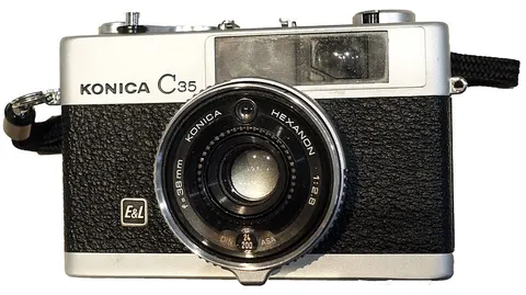 Konica C35