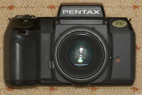 Pentax SF7