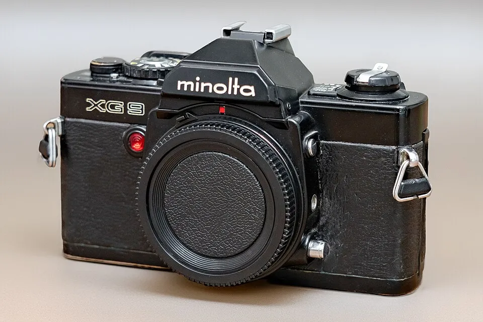 Minolta XG-9