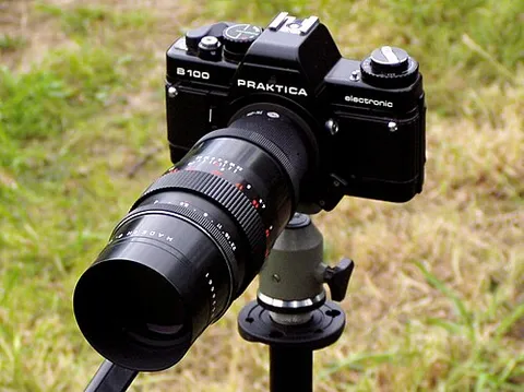 Praktica B100 electronic