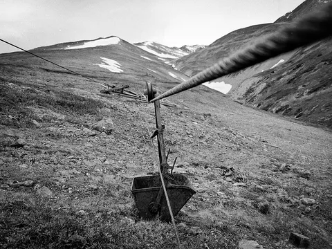 Mountain Hero tramway ore bucket (10568297166)