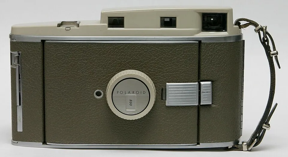 Polaroid Model 800