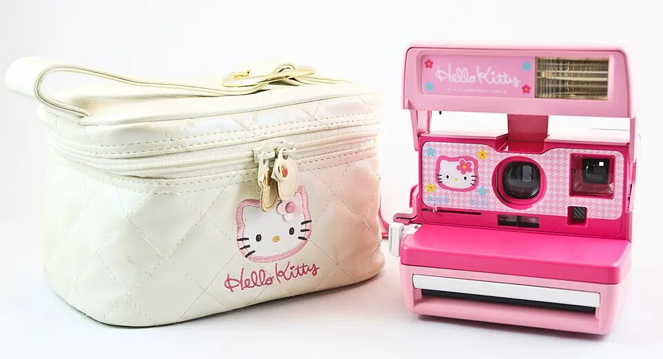Polaroid 636 Hello Kitty