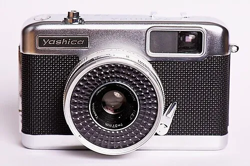 Yashica EZ-matic