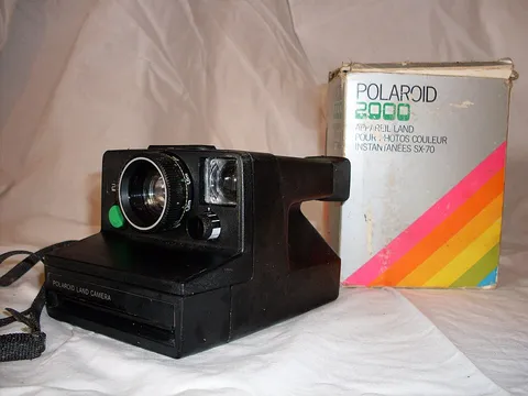 Polaroid Model 2000