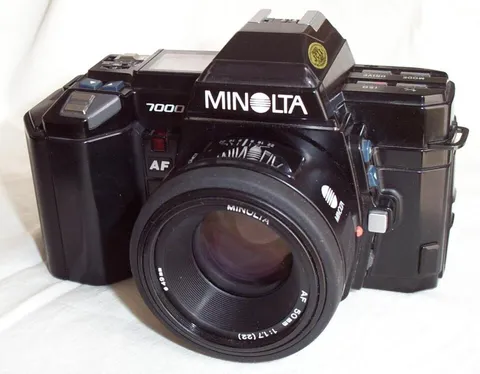 Minolta 7000