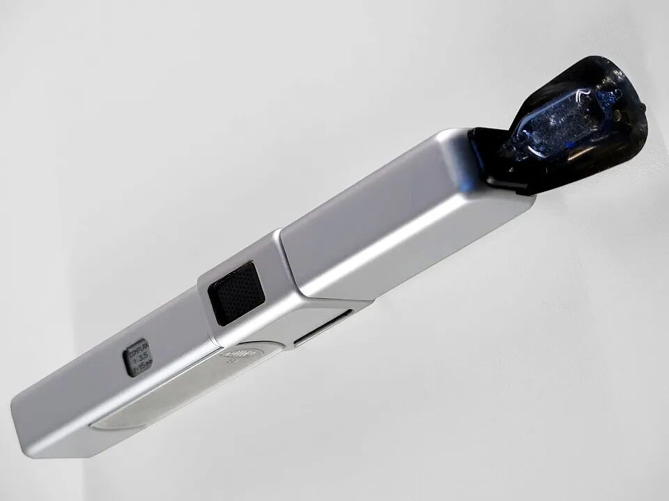 Minox B