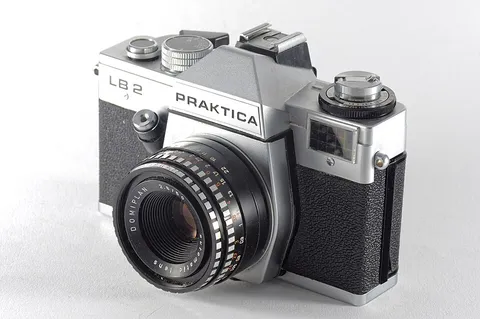 Praktica LB2
