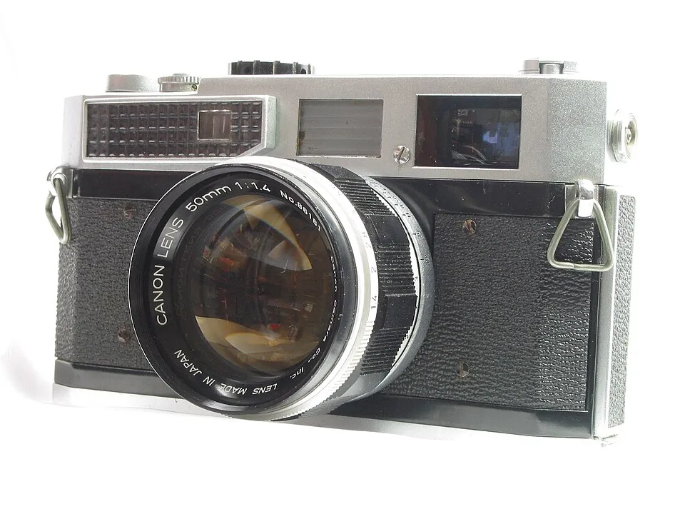 Canon 7