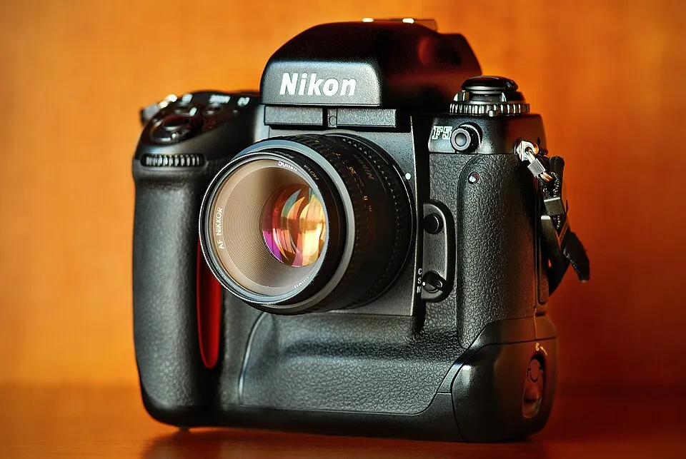 Nikon F5