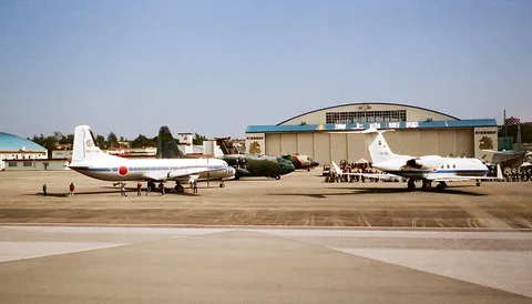 ZZ Naha Airport20110123 03s5t