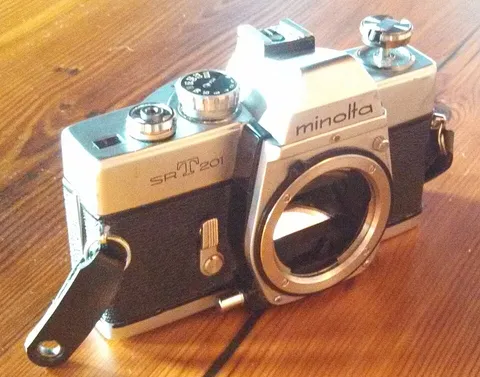 Minolta SRT-201