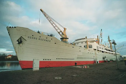 MS Georg Büchner wide angle