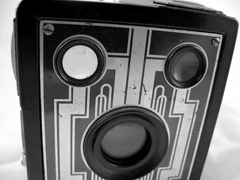 Kodak Brownie Six-16