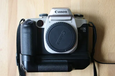 Canon EOS 50