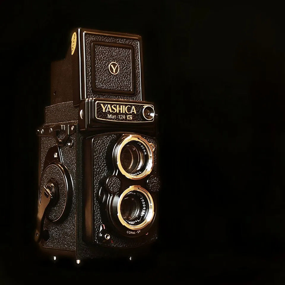 Yashica Mat 124 G