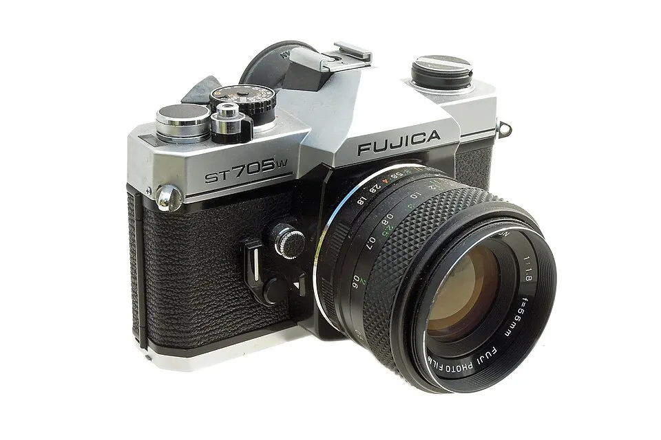 Fujica ST705W