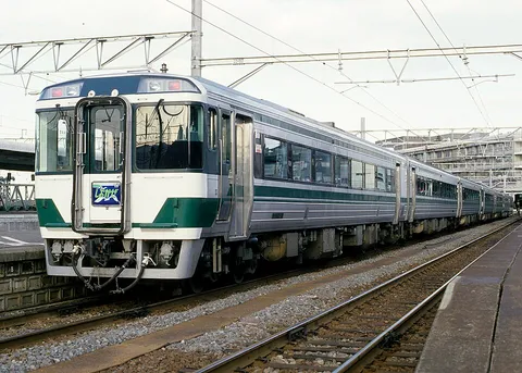 Kiha185 shiokaze