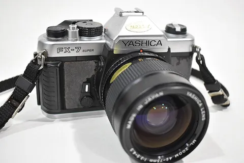 Yashica FX-7 Super