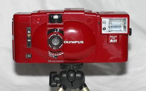 Olympus XA3