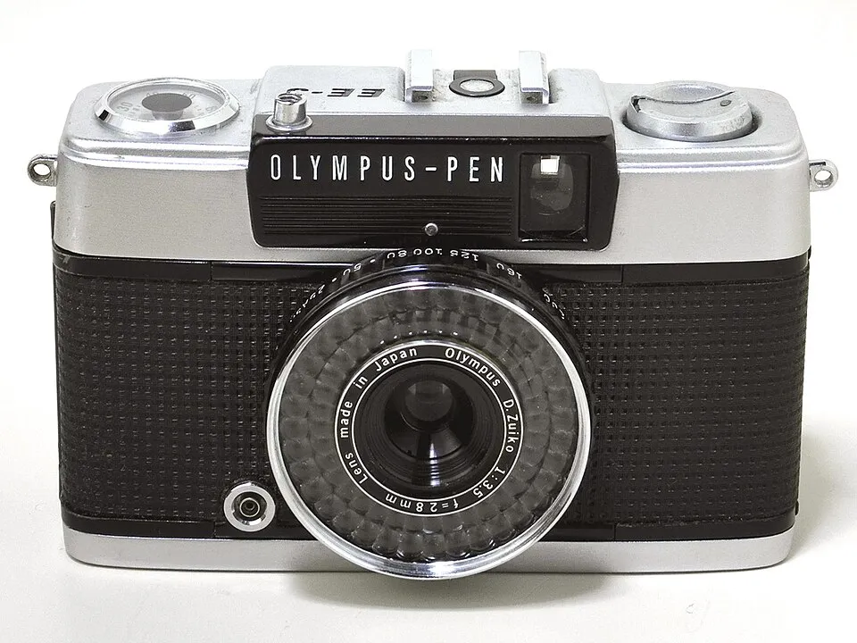 Olympus Pen EE-3