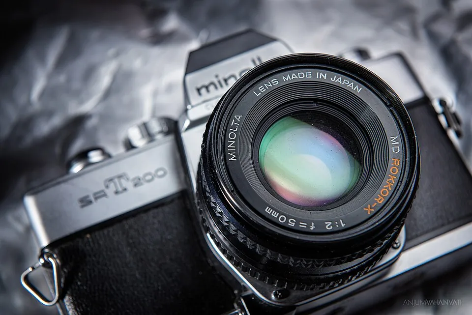 Minolta SRT-200