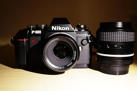 Nikon F-301