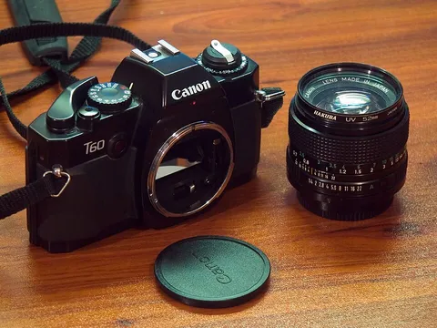 Canon T60