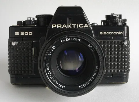 Praktica B200 electronic