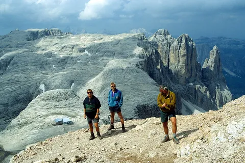 Rifugio Boè (Boèhütte) seen from near the Piz Boè peak