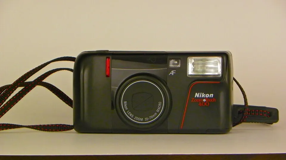 Nikon Zoom Touch 400