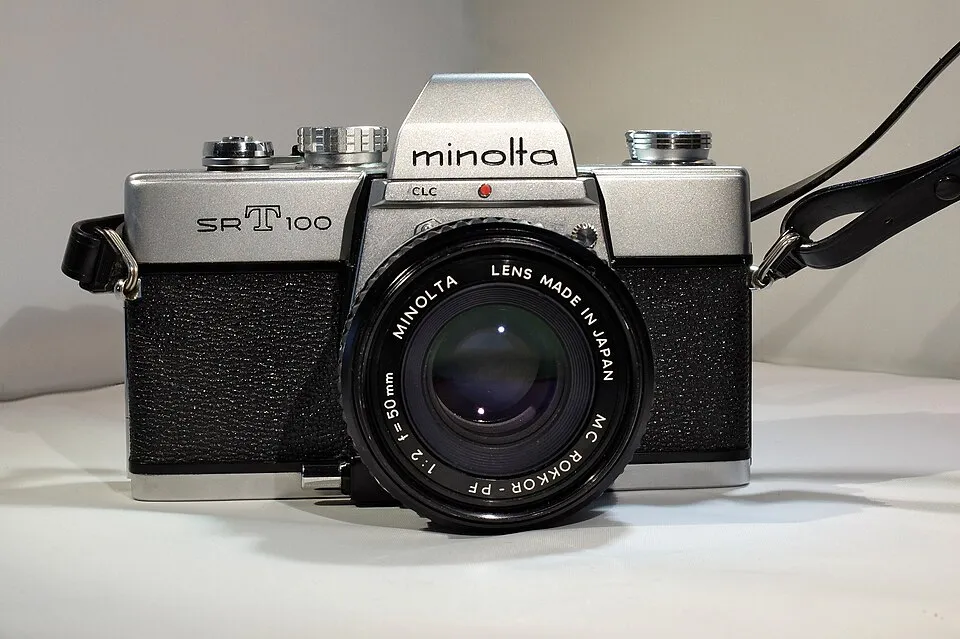 Minolta SRT-100